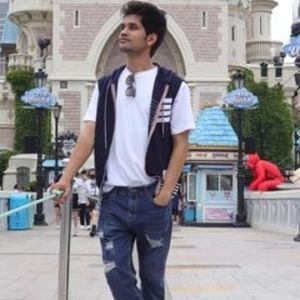 Meet your Posher, Ayush